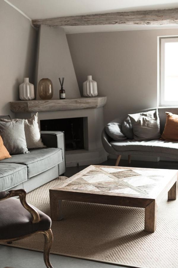 Charming Penthouse In Piazza Venezia With Terrace Appartement Rome Buitenkant foto