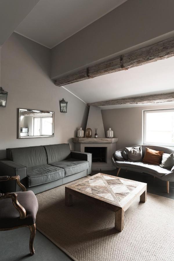 Charming Penthouse In Piazza Venezia With Terrace Appartement Rome Buitenkant foto